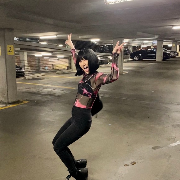 Meet your Posher, Sam - Picture 3 of 6